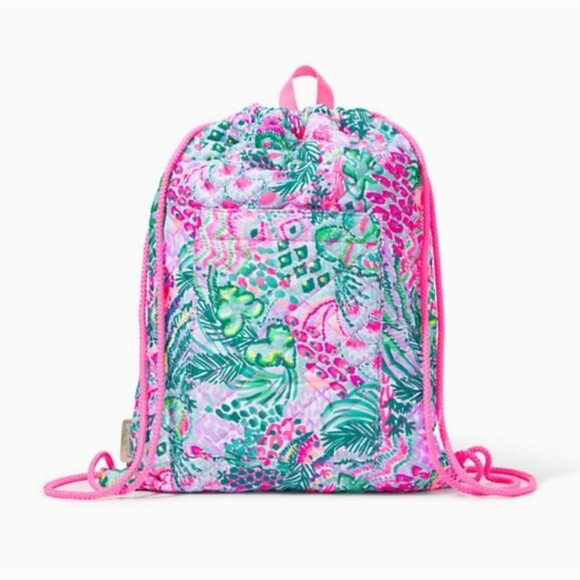 NWT Lilly Pulitzer Printed Quilted Drawstring Backpack - Picture 2 of 13